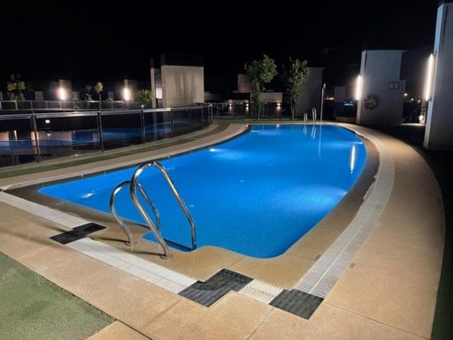 Tecnocordoba Aparcamiento Privado Gratuito Y Piscina Apartment Exterior foto